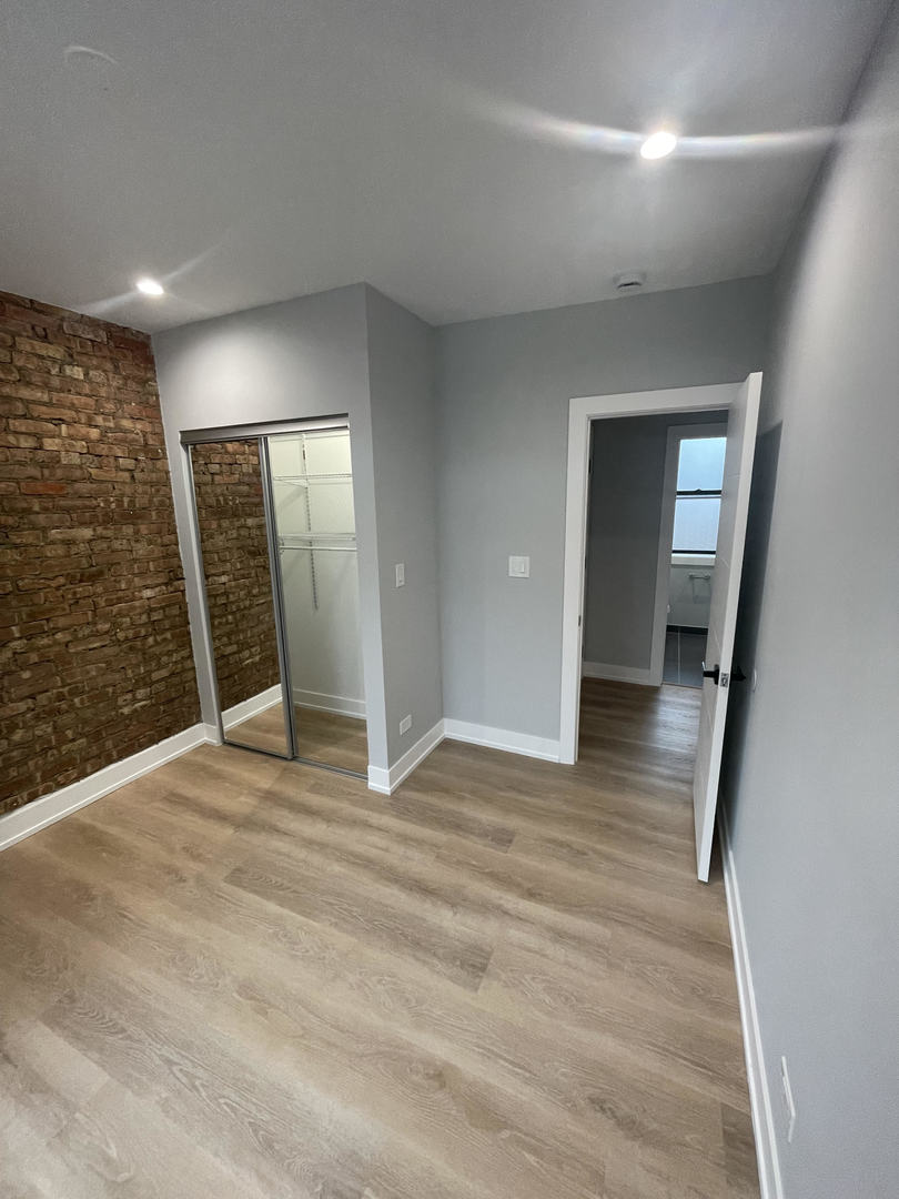 1548 West Juneway Terrace, Unit 2A Chicago, IL 60626 - Photo 10 of 21