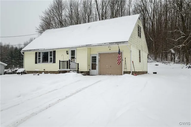 $249,900 | 18 Gridley Place, Paris, NY 13456