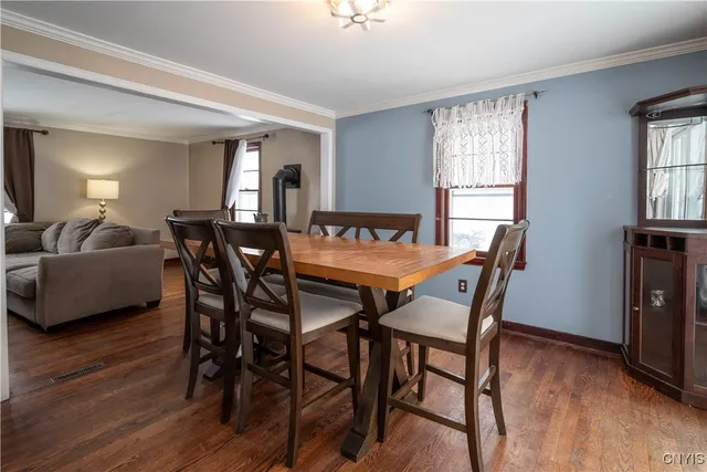 $249,900 | 18 Gridley Place, Paris, NY 13456