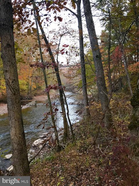 9-25 On Rt Berkeley Springs Berkeley Springs, WV 25411 - Photo 2 of 7 View