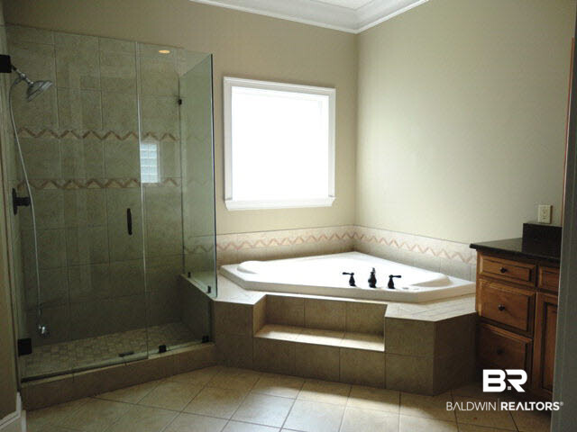 9051 Krystal Ridge Court Daphne, AL 36526 - Photo 13 of 28 Large Tub with Separate Shower