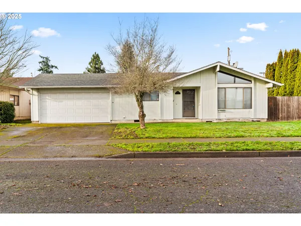 $320,000 | 798 Driftwood Drive, Eugene, OR 97402