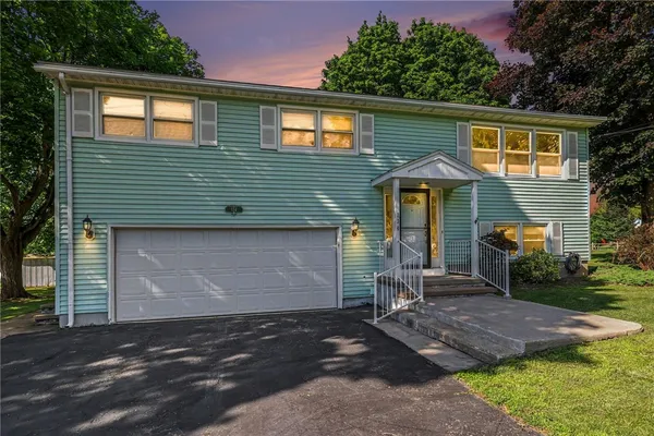 $269,900 | 134 Lake Road, Avon, NY 14414
