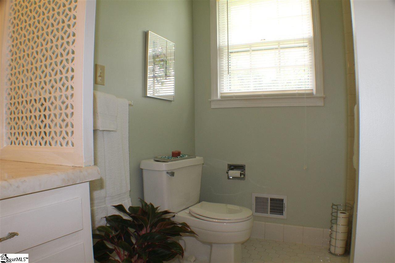 100 Waddell Road Greenville, SC 29609 - Photo 24 of 36 Gallery Image 24