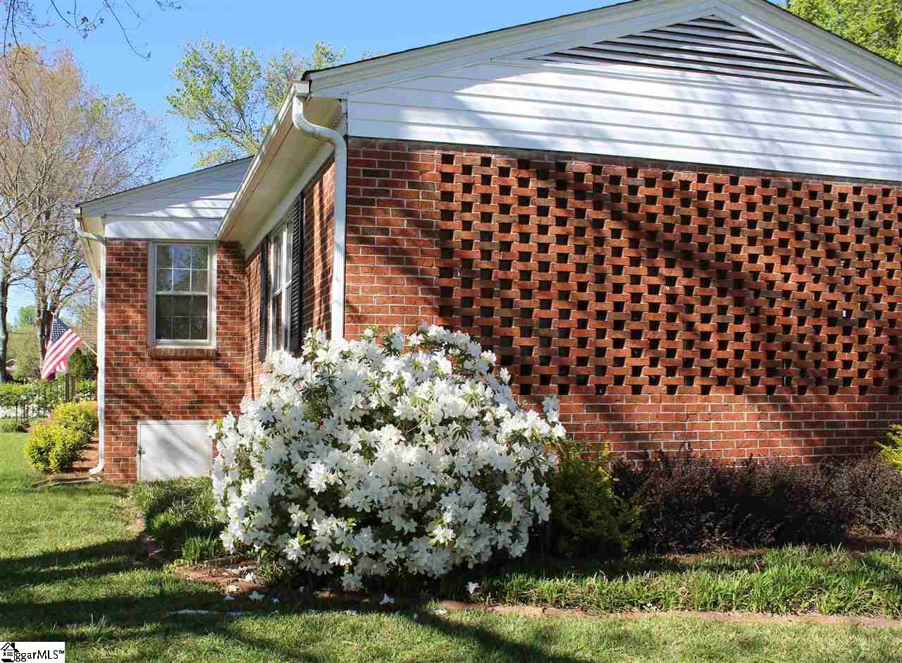 100 Waddell Road Greenville, SC 29609 - Photo 35 of 36 Gallery Image 35