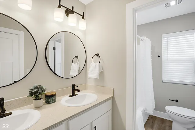 $449,900 | 1429 Deloss Street, Indianapolis, IN 46203