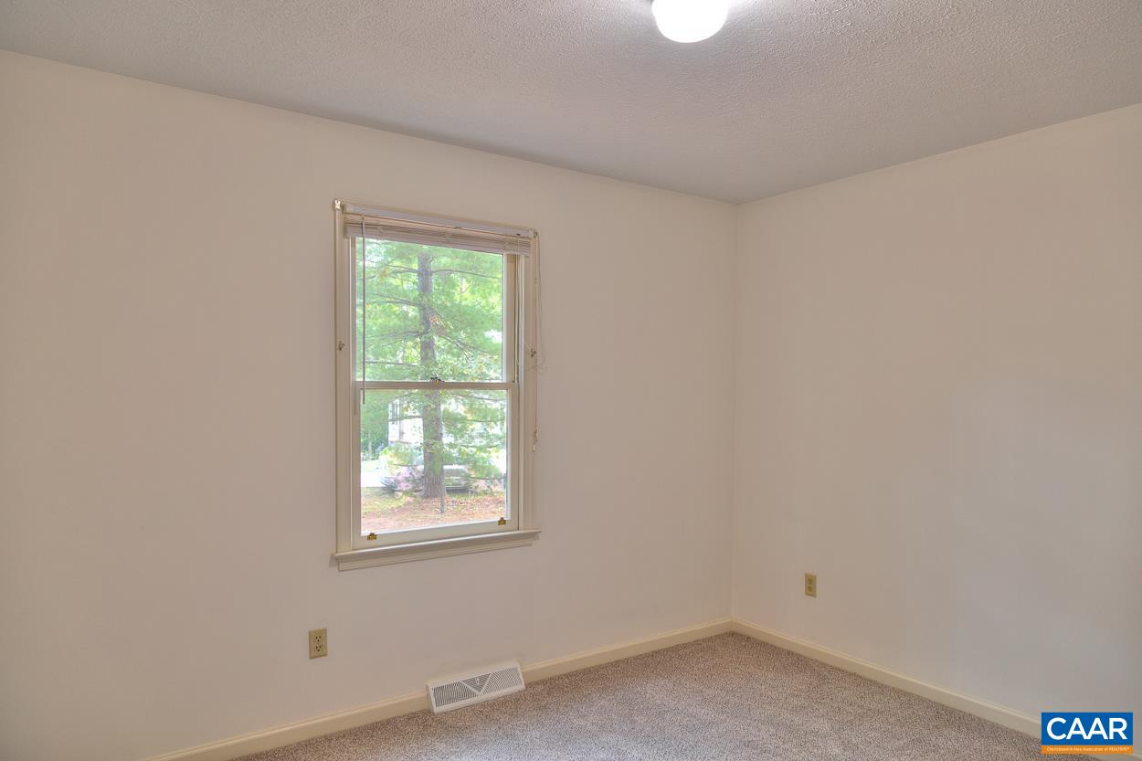 12 Begum Road Palmyra, VA 22963 - Photo 22 of 30 an empty room with a window