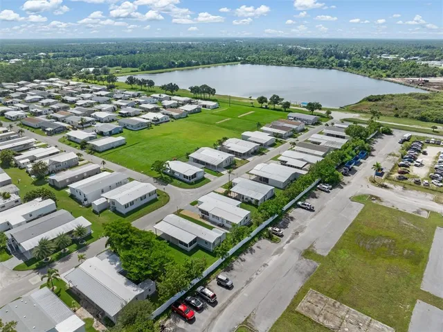 $160,000 | 176 West Manatee Loop, Punta Gorda, FL 33950