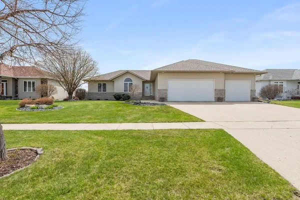 $499,900 | 4432 3rd Street South, Moorhead, MN 56560