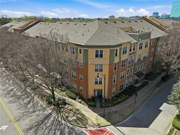$212,000 | 10 Perimeter Summit Boulevard, Unit 4333, Atlanta, GA 30319