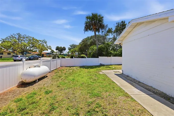 $579,000 | 102 Ann Rustin Drive, Ormond Beach, FL 32176