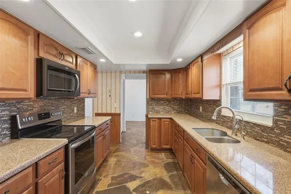 $579,000 | 102 Ann Rustin Drive, Ormond Beach, FL 32176