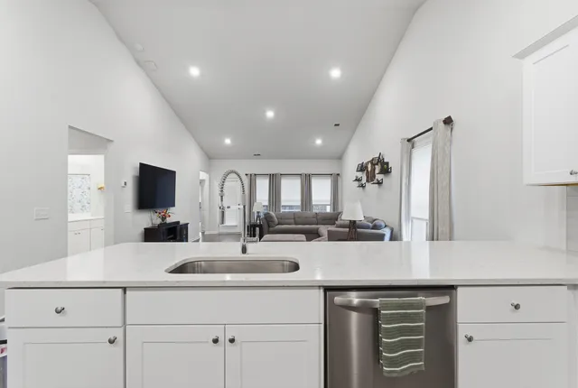 $377,500 | 440 Richfield Way, Summerville, SC 29486