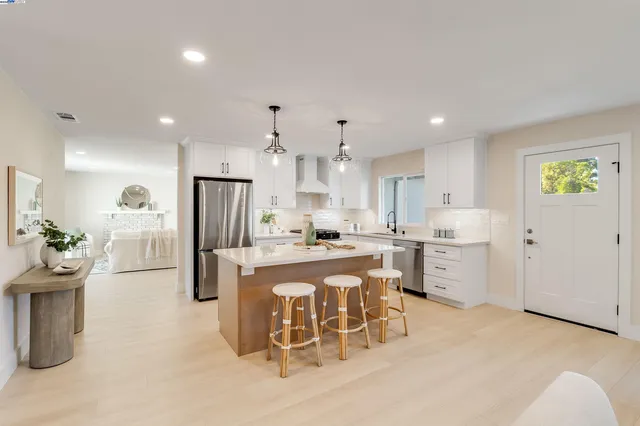 $1,250,000 | 5436 Charlotte Way, Livermore, CA 94550