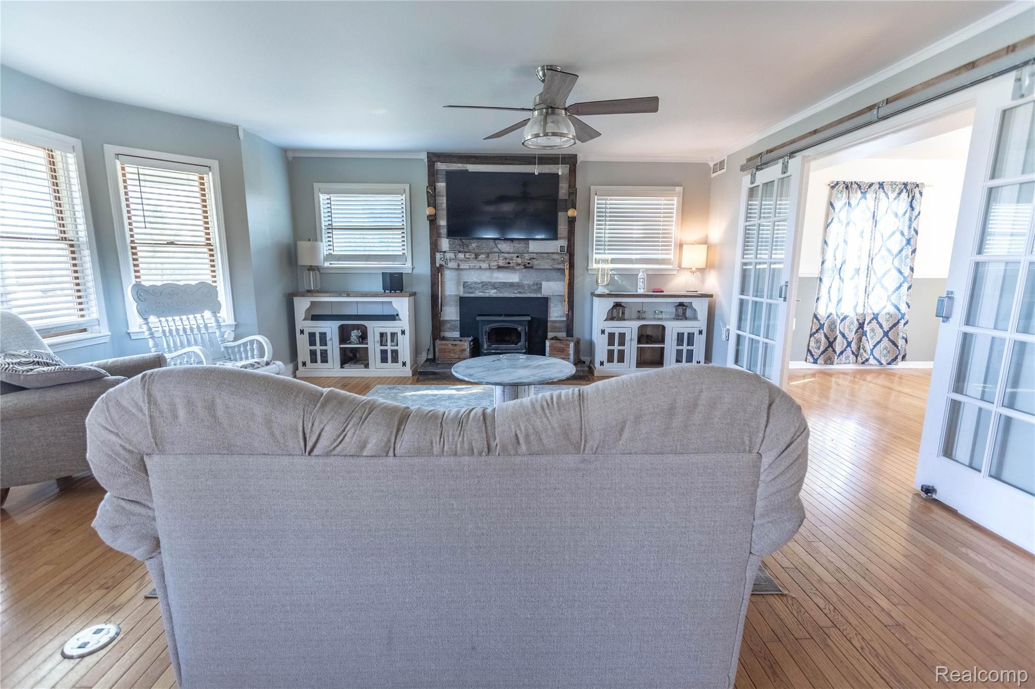 1873 West Russell Road Tecumseh, MI 49286 - Photo 5 of 38 GREAT RM