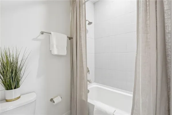 $3,500 | 110 Via Roma, Woodstock, GA 30188