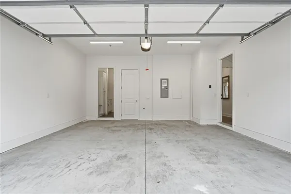 $3,500 | 110 Via Roma, Woodstock, GA 30188