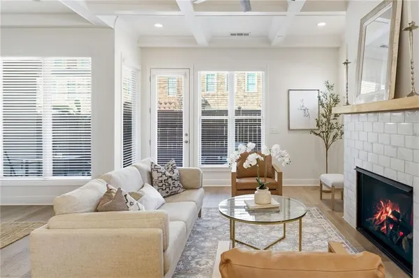 $3,500 | 110 Via Roma, Woodstock, GA 30188