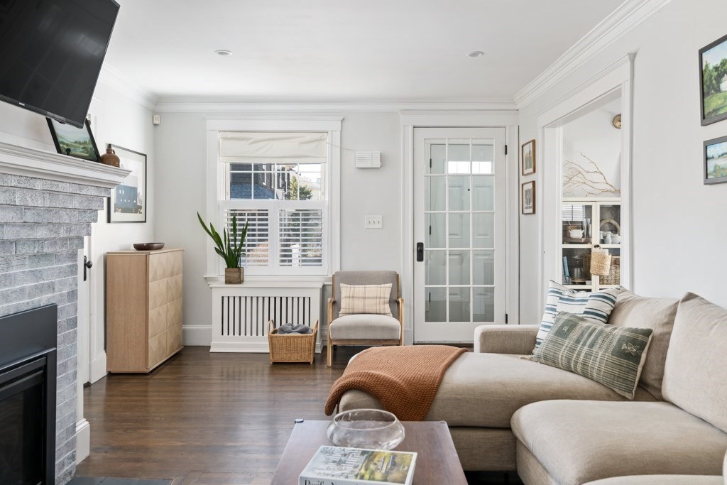 76 Rawson Road Quincy, MA 02170 - Photo 8 of 30 Gallery Image 8