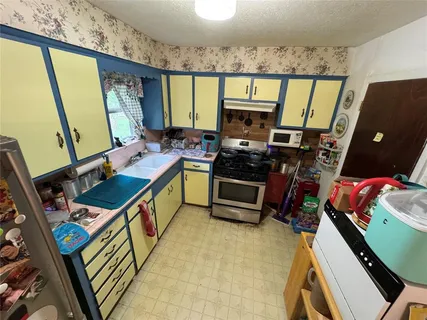 $200,000 | 1407 Nichols Street, Ennis, TX 75119