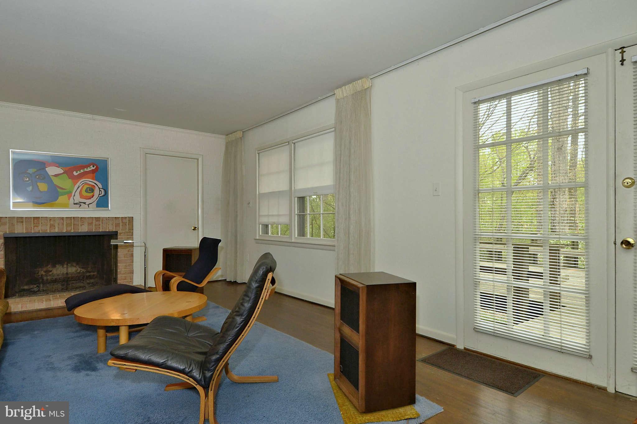 11701 Auth Lane Silver Spring, MD 20902 - Photo 12 of 30 Family Room View 1