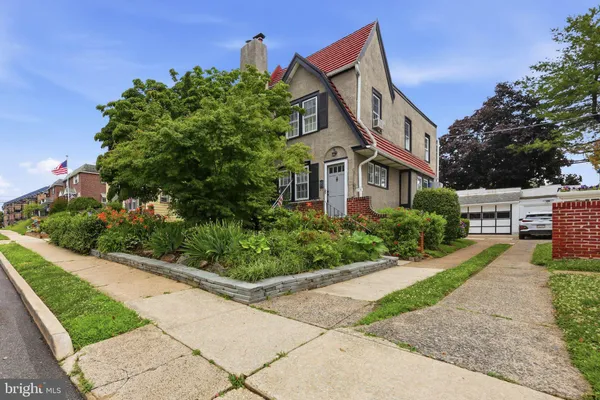 $289,900 | 291 West Essex Avenue, Lansdowne, PA 19050