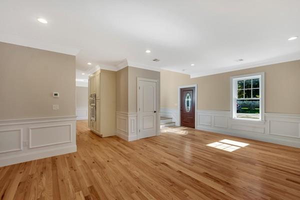 20 Winter Park Road Framingham, MA 01702 - Photo 12 of 24 Gallery Image 12