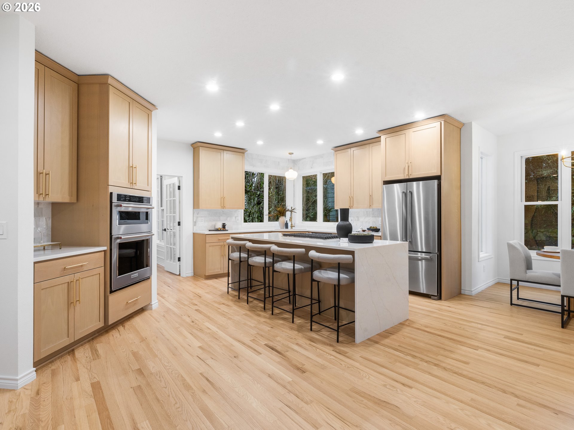 17558 Southwest Kemmer View Court Beaverton, OR 97007 - Photo 3 of 34