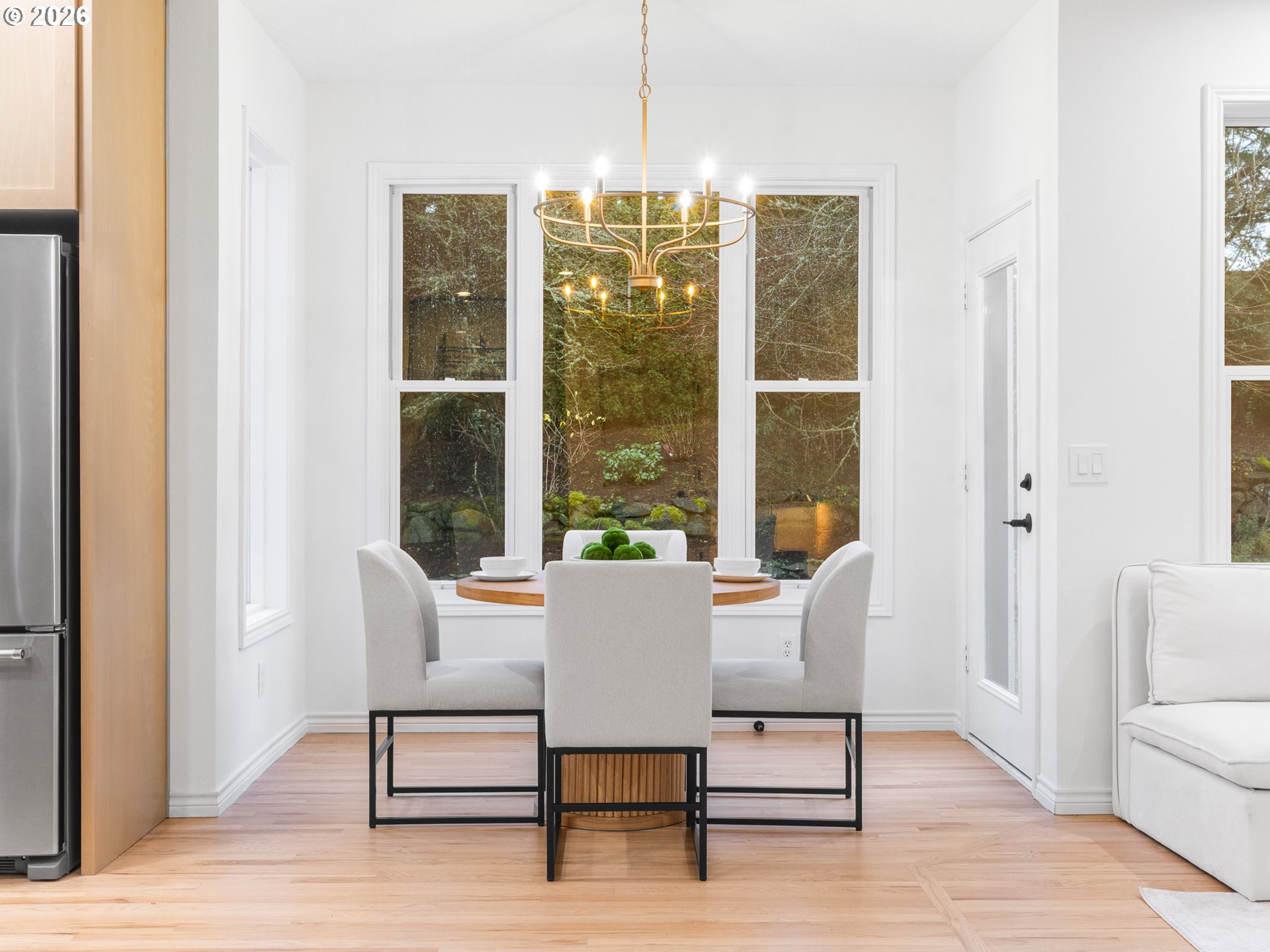 17558 Southwest Kemmer View Court Beaverton, OR 97007 - Photo 9 of 34