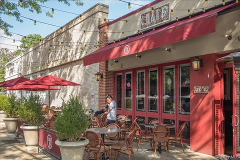 $359,000 | 11 Alden Road, Unit 2N, Larchmont, NY 10538