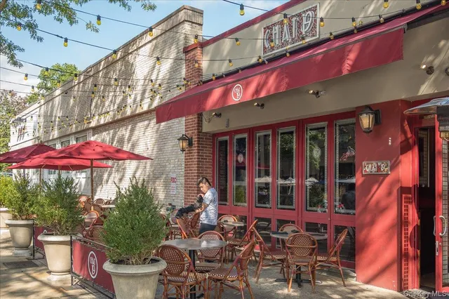 $359,000 | 11 Alden Road, Unit 2N, Larchmont, NY 10538