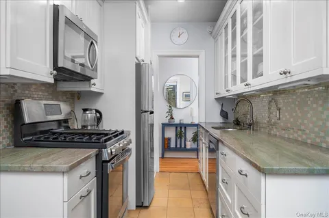 $359,000 | 11 Alden Road, Unit 2N, Larchmont, NY 10538