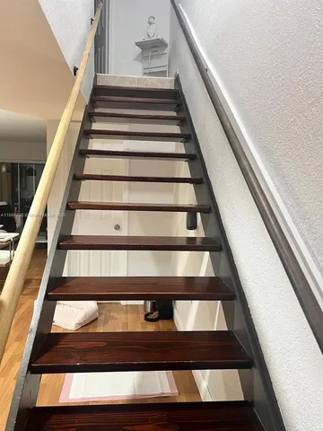 $2,100 | 230 Northwest 87th Avenue, Unit I221, Miami, FL 33172