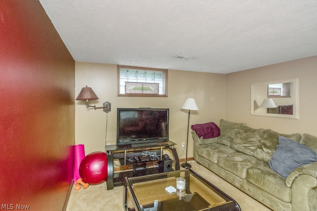 4171 Ridgeview Road Cleveland, OH 44144 - Photo 20 of 26 Gallery Image 20