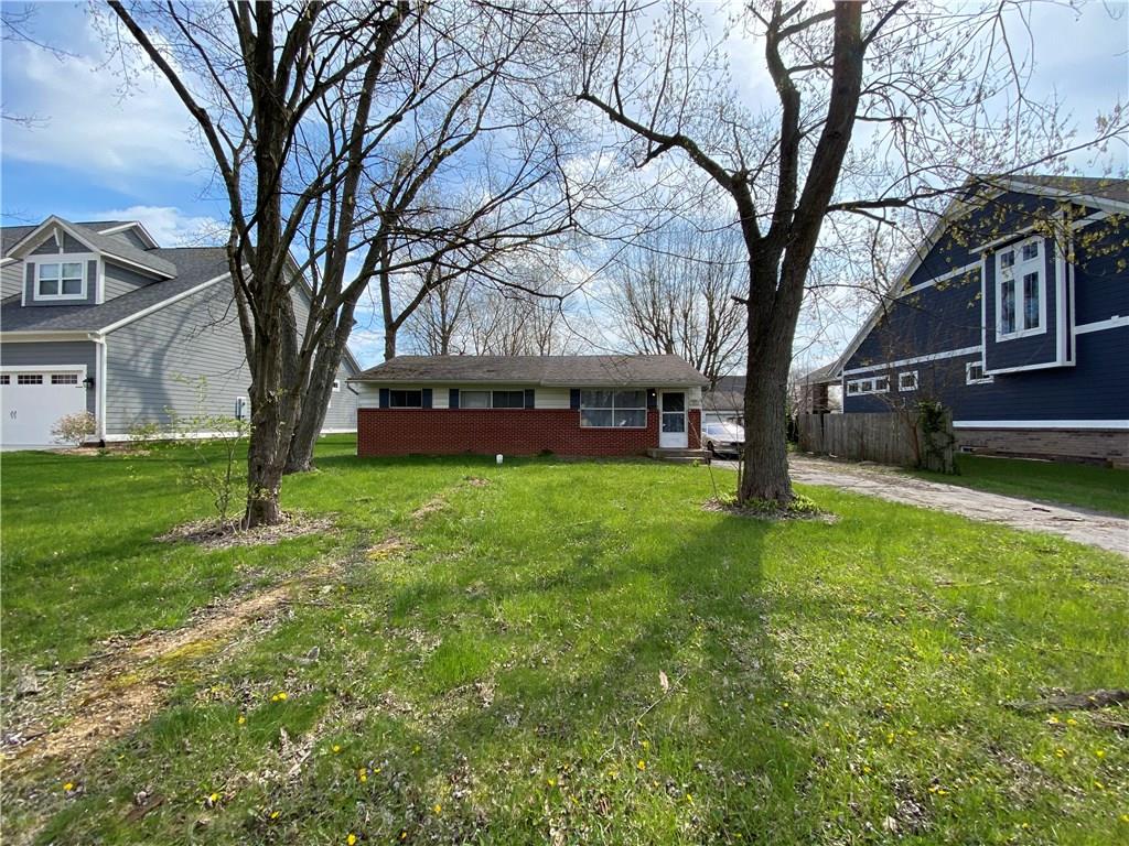 839 Oswego Road Carmel, IN 46032 - Photo 3 of 5