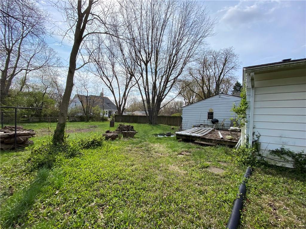 839 Oswego Road Carmel, IN 46032 - Photo 4 of 5