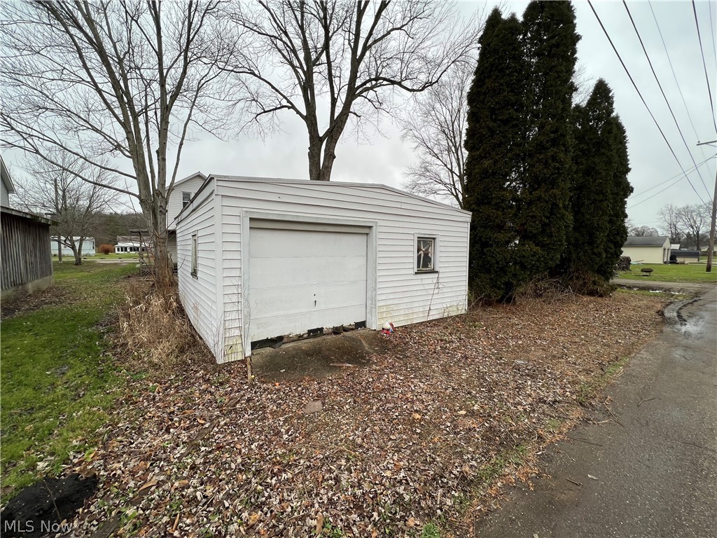 4763 Rutledge Street Southeast Midvale, OH 44653 - Photo 2 of 14