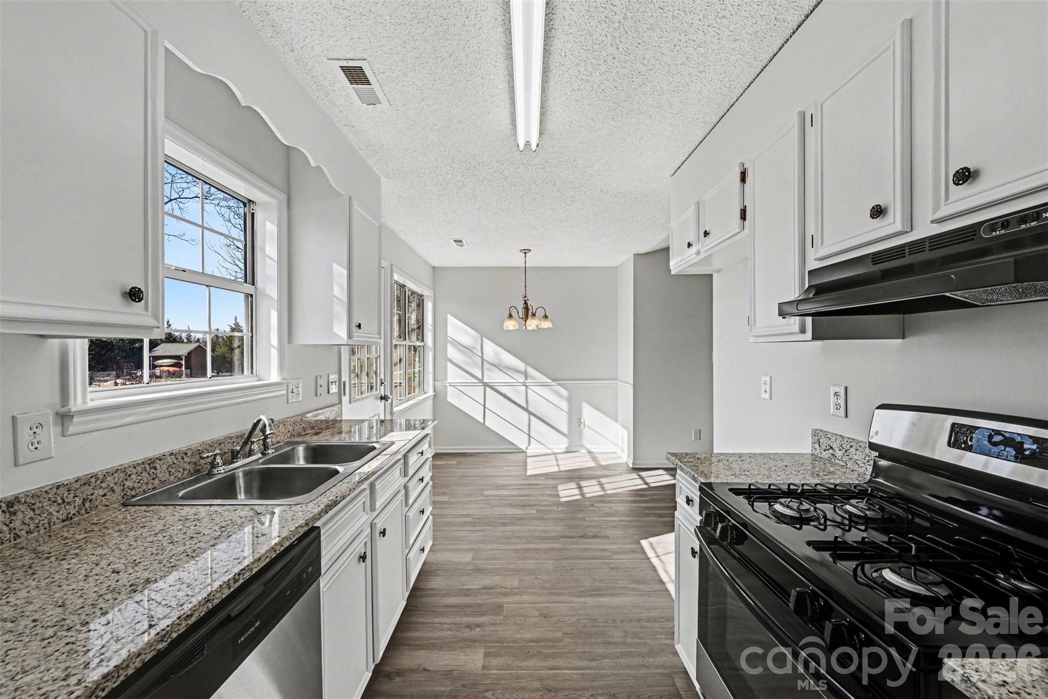 5009 Hampton Meadows Road Monroe, NC 28110 - Photo 8 of 26