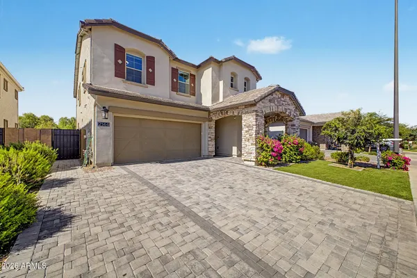 $819,990 | 2144 East Flamingo Way, Gilbert, AZ 85297