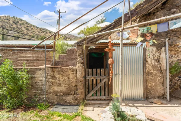 $323,999 | 425 Garden Avenue, Bisbee, AZ 85603