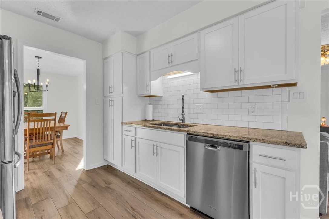 924 Old Mill Road Savannah, GA 31419 - Photo 4 of 26