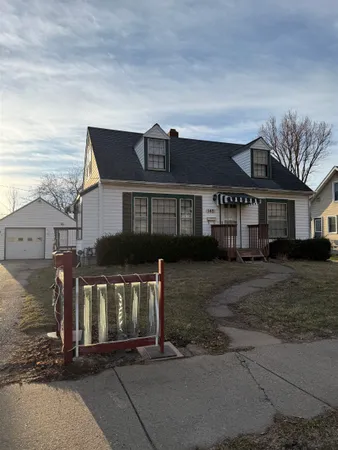 $179,900 | 145 St Lo Drive, Prairie du Chien, WI 53821