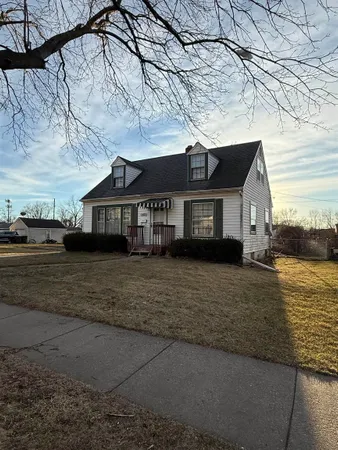 $179,900 | 145 St Lo Drive, Prairie du Chien, WI 53821