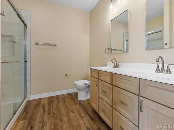 $426,700 | 922 Seneca Drive, Waterloo, IL 62298