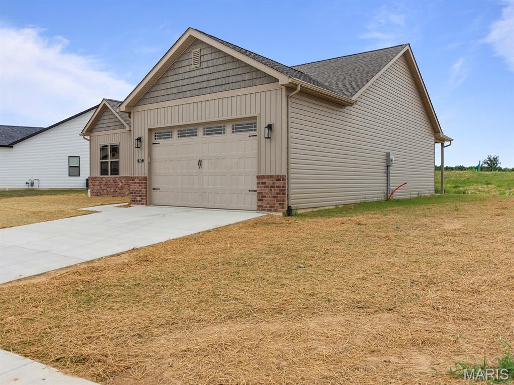 922 Seneca Drive Waterloo, IL 62298 - Photo 3 of 40