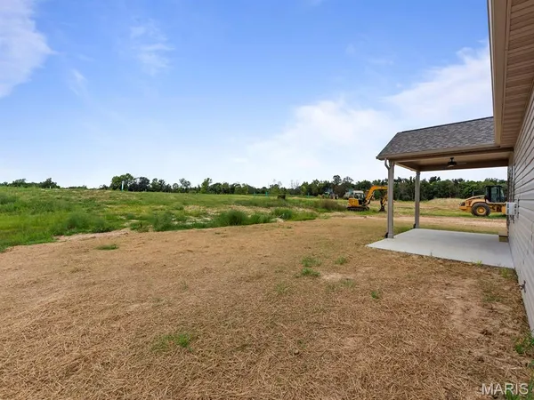 $426,700 | 922 Seneca Drive, Waterloo, IL 62298