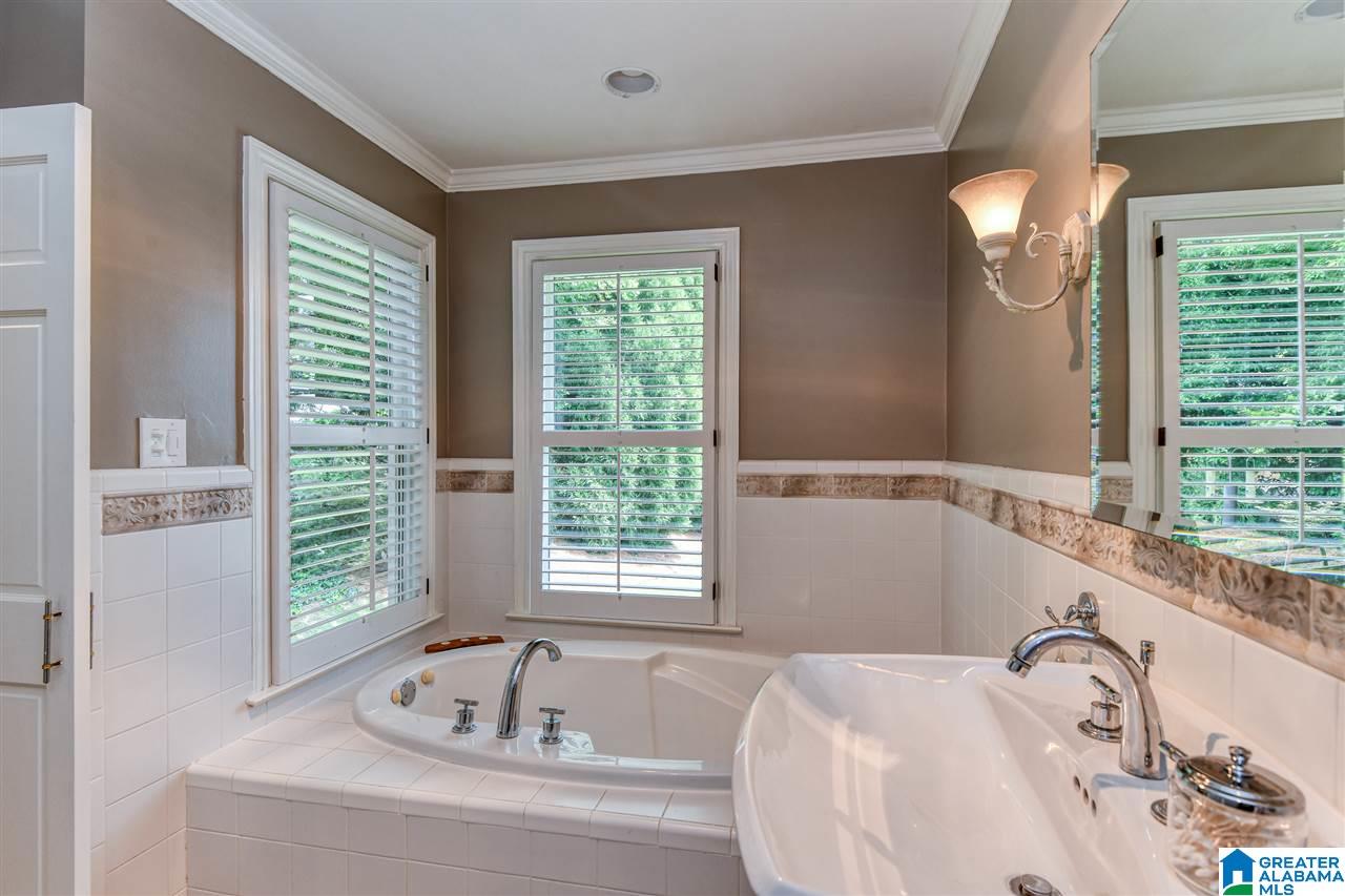 1887 Shades Crest Road Birmingham, AL 35216 - Photo 27 of 49