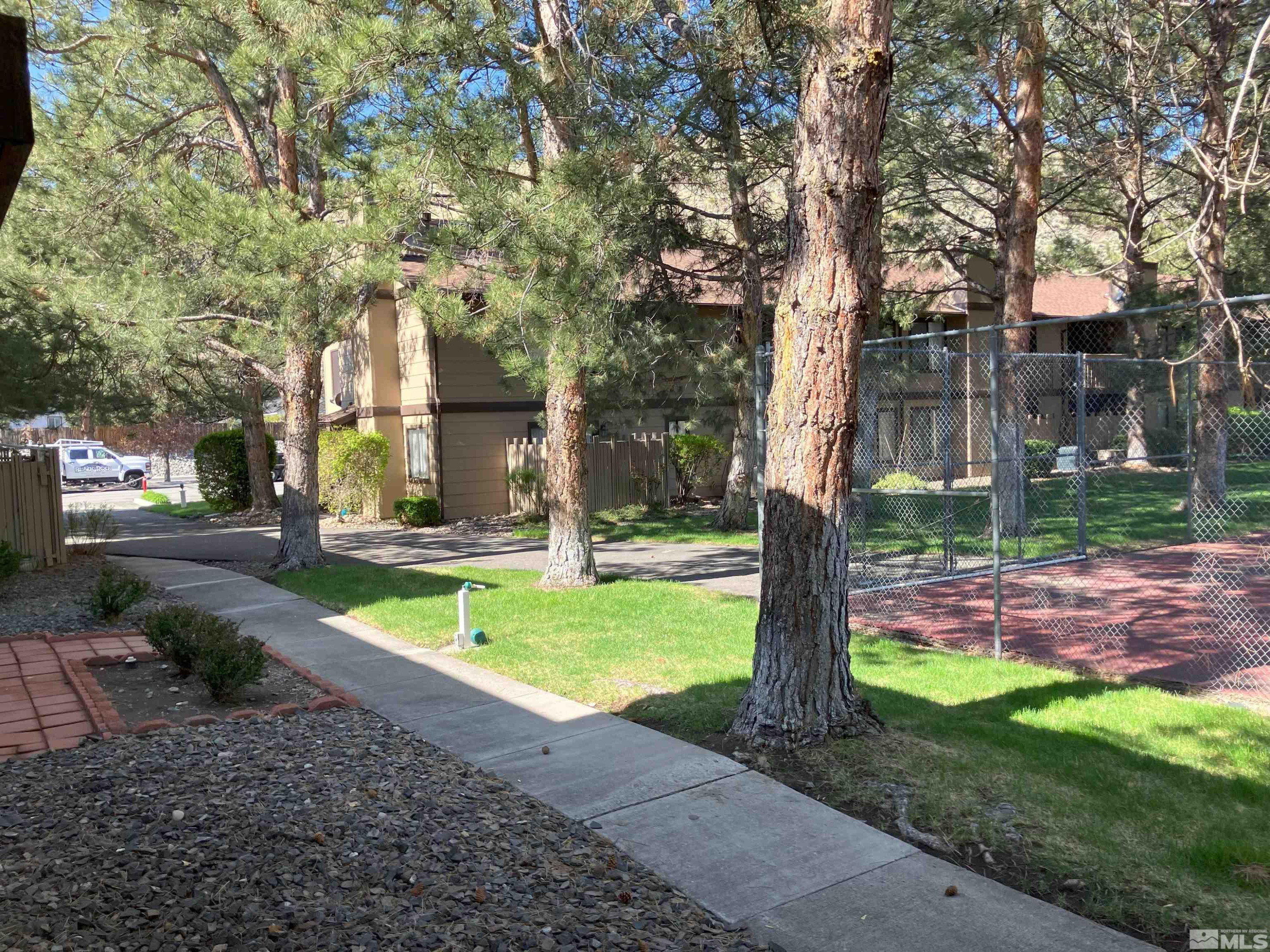 5033 Reggie Road Reno, NV 89502 - Photo 10 of 27 10