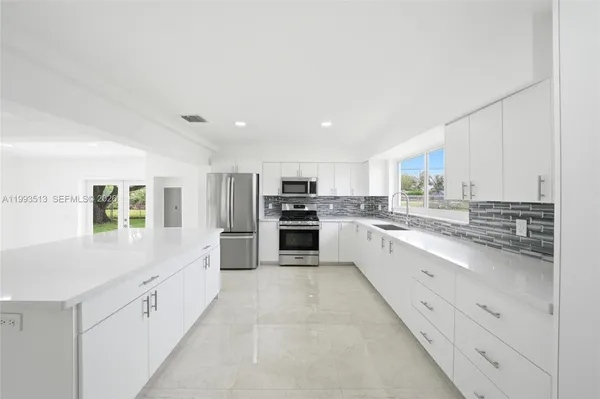 $650,000 | 2410 Northwest 155th Terrace, Miami Gardens, FL 33054