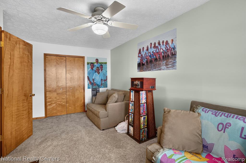 9450 Dexter-Pinckney Road Pinckney, MI 48169 - Photo 20 of 39